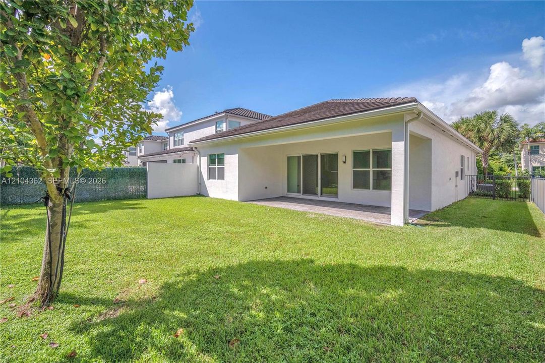 For Sale: $995,000 (3 beds, 2 baths, 1842 Square Feet)