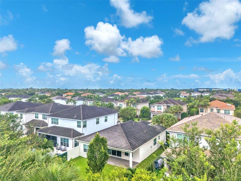 For Sale: $995,000 (3 beds, 2 baths, 1842 Square Feet)