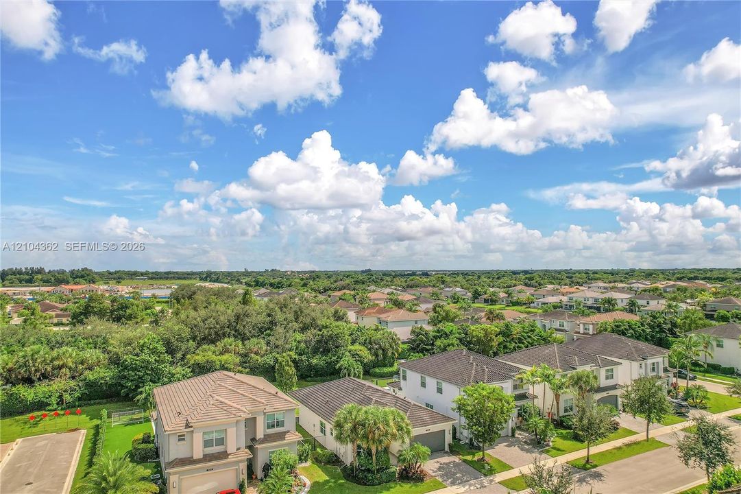 For Sale: $995,000 (3 beds, 2 baths, 1842 Square Feet)