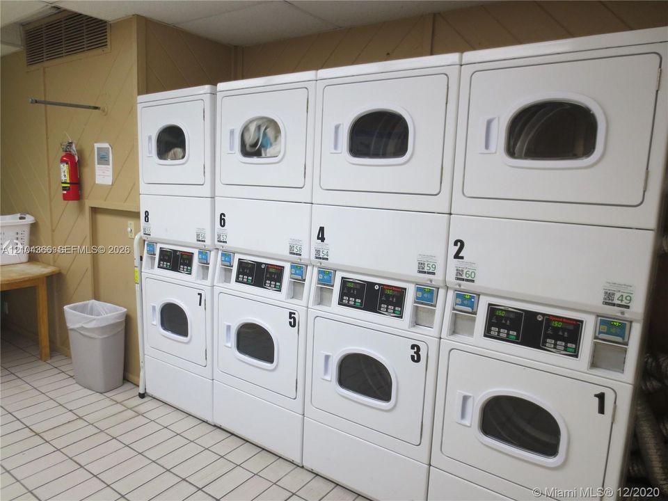 For Rent: $1,850 (1 beds, 1 baths, 720 Square Feet)