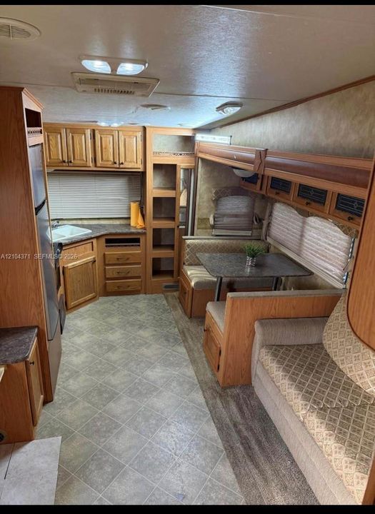 На продажу: $520,000 (3 спален, 2 ванн, 1348 Квадратных фут)