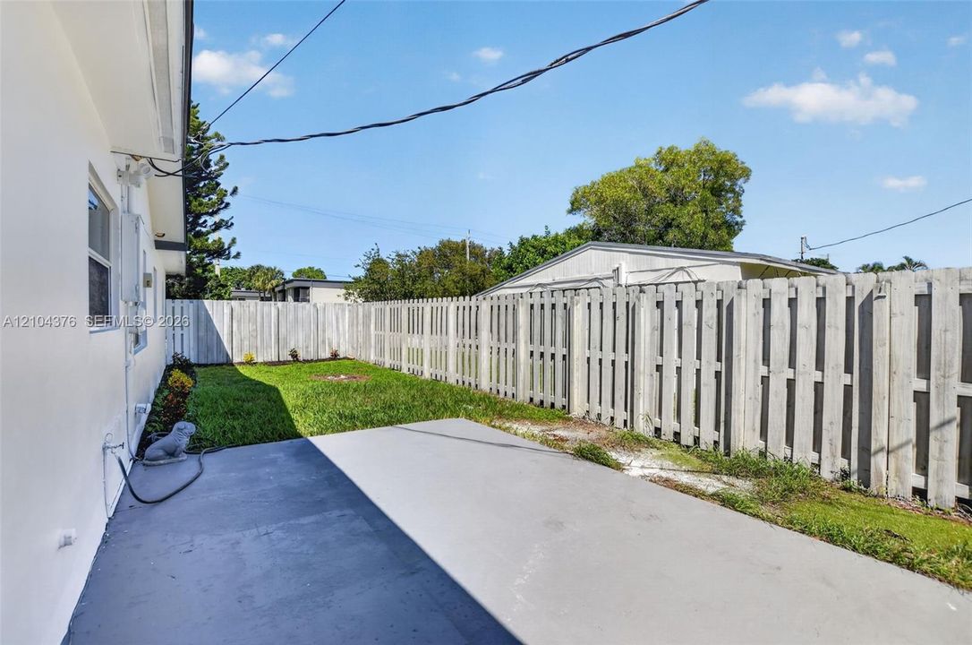 En Venta: $549,999 (3 camas, 2 baños, 1258 Pies cuadrados)