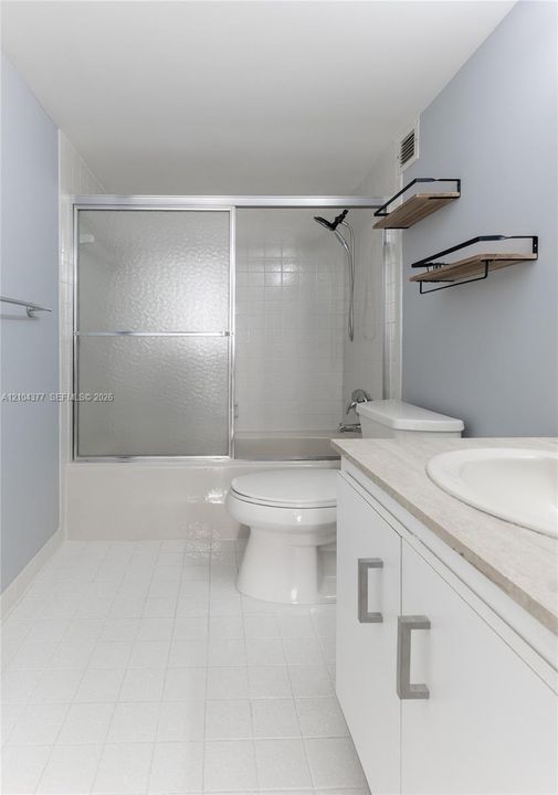 For Rent: $2,600 (2 beds, 2 baths, 1400 Square Feet)