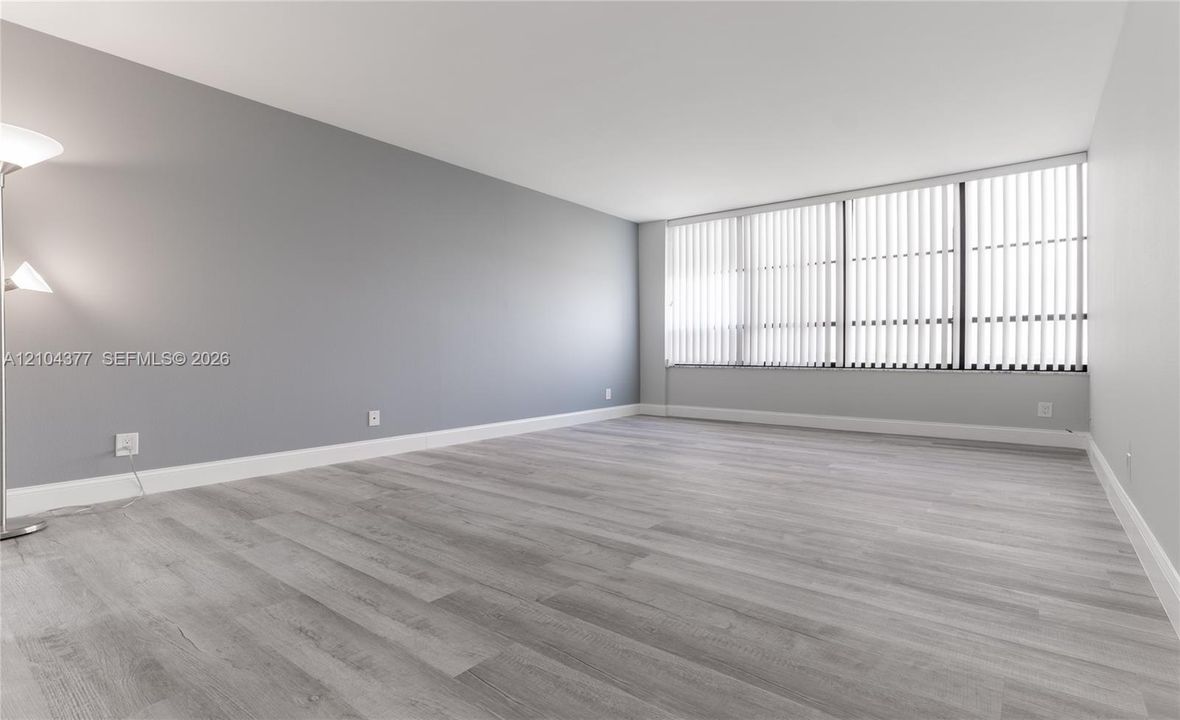 For Rent: $2,600 (2 beds, 2 baths, 1400 Square Feet)