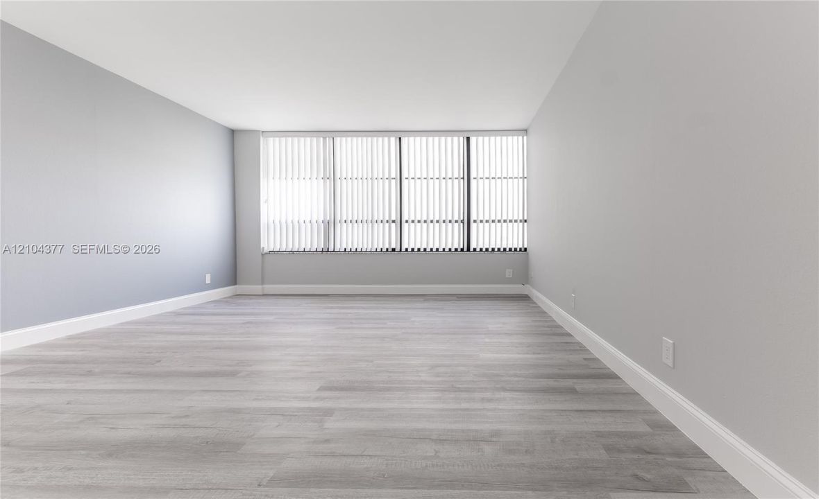 For Rent: $2,600 (2 beds, 2 baths, 1400 Square Feet)