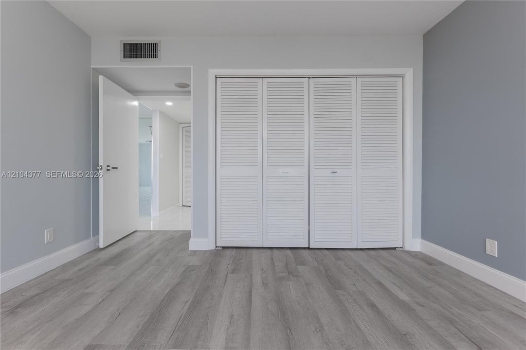 For Rent: $2,600 (2 beds, 2 baths, 1400 Square Feet)