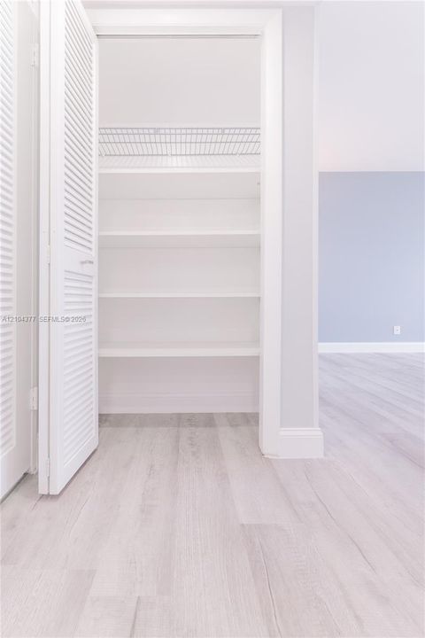 For Rent: $2,600 (2 beds, 2 baths, 1400 Square Feet)