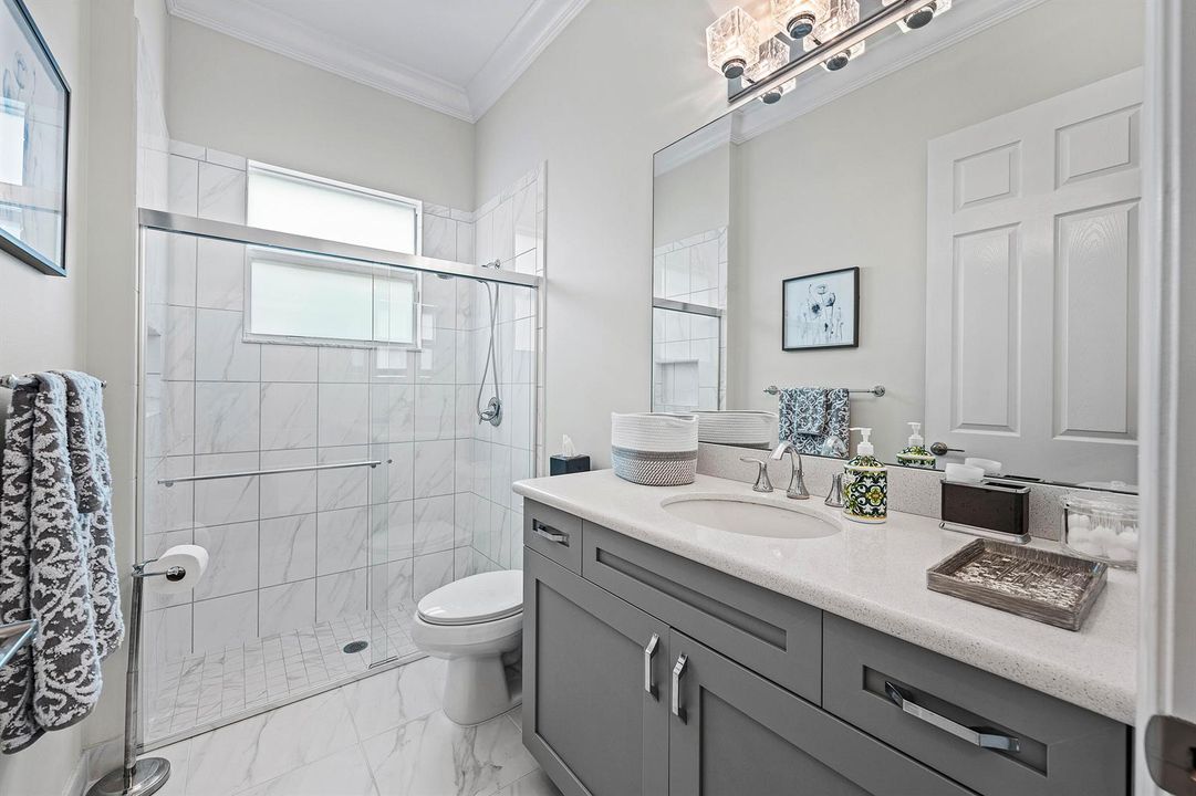 Ensuite Guest Bath