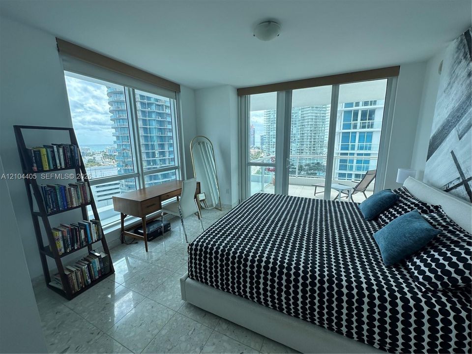 В аренду: $8,500 (2 спален, 2 ванн, 1252 Квадратных фут)