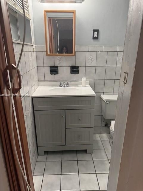 En Venta: $549,000 (3 camas, 2 baños, 0 Pies cuadrados)