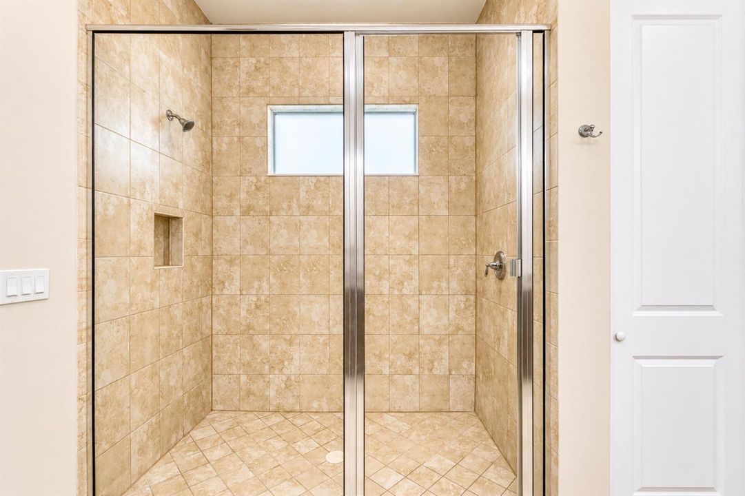 5626 Macoon Way 28