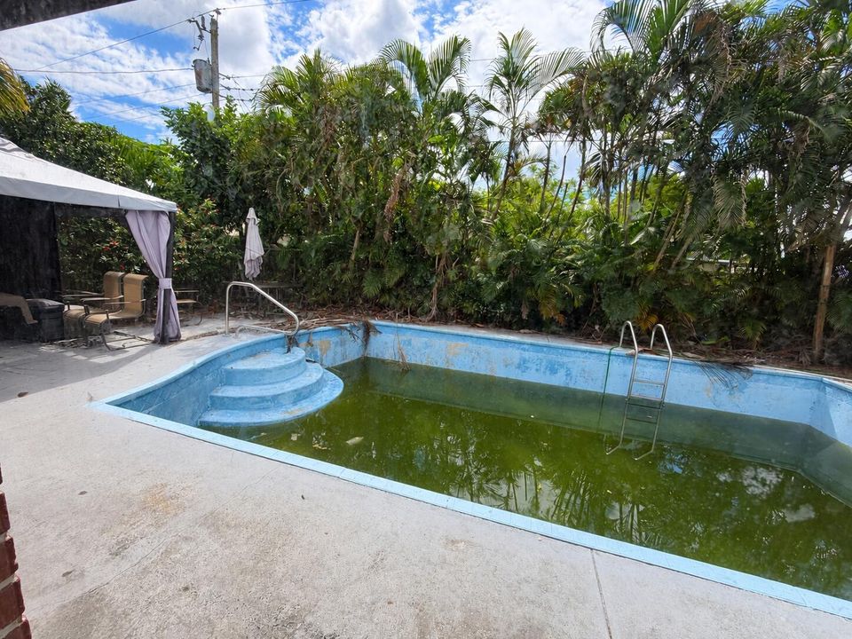 pool