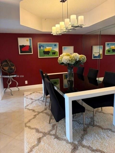 For Rent: $4,500 (2 beds, 2 baths, 1600 Square Feet)