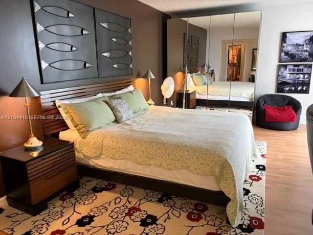 For Rent: $4,500 (2 beds, 2 baths, 1600 Square Feet)