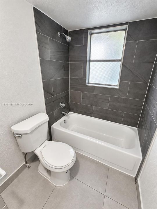 For Rent: $1,700 (1 beds, 1 baths, 637 Square Feet)