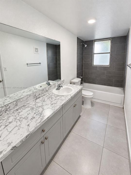 For Rent: $1,700 (1 beds, 1 baths, 637 Square Feet)