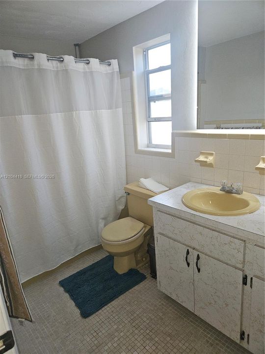 В аренду: $2,300 (2 спален, 1 ванн, 0 Квадратных фут)