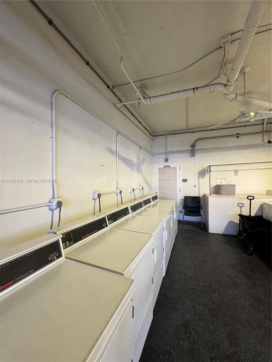 В аренду: $2,100 (1 спален, 1 ванн, 778 Квадратных фут)