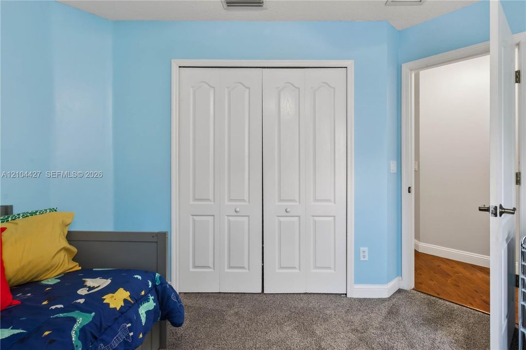 En Venta: $395,000 (4 camas, 3 baños, 0 Pies cuadrados)