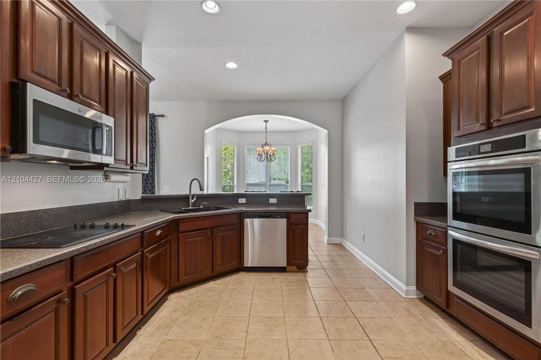 En Venta: $395,000 (4 camas, 3 baños, 0 Pies cuadrados)