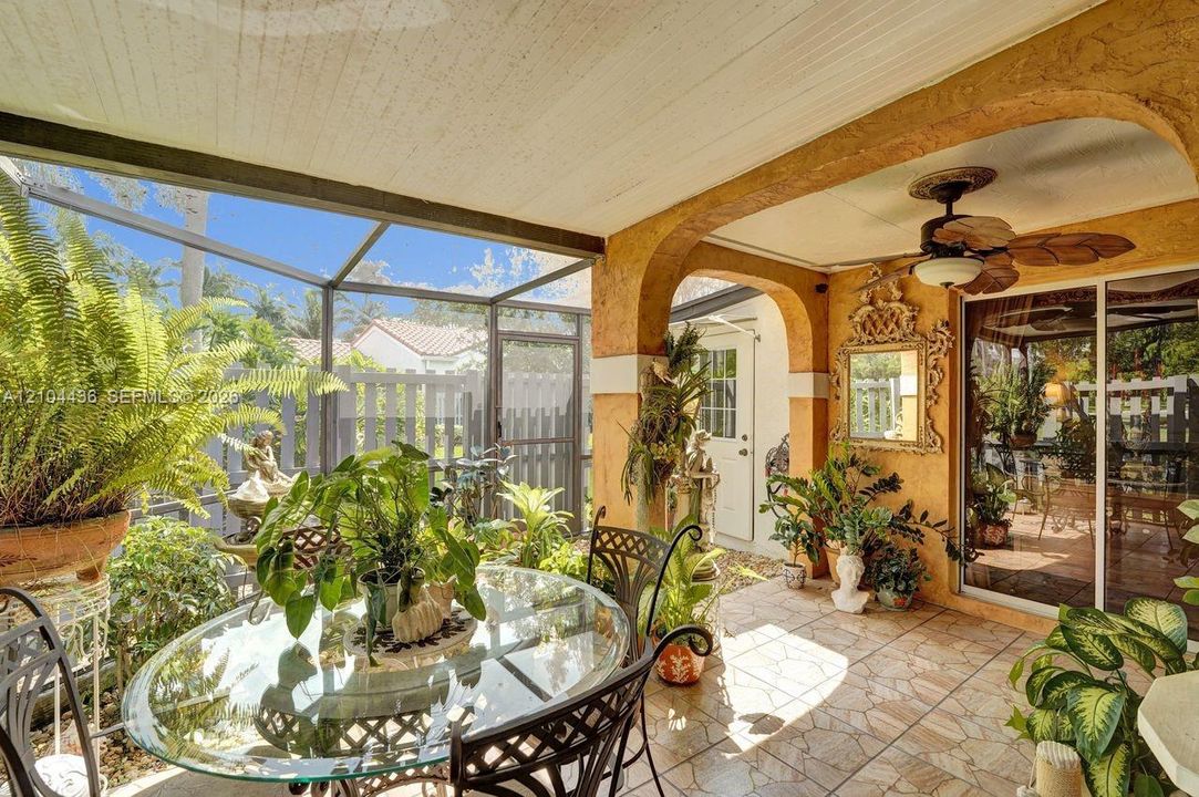 На продажу: $545,000 (3 спален, 2 ванн, 1151 Квадратных фут)