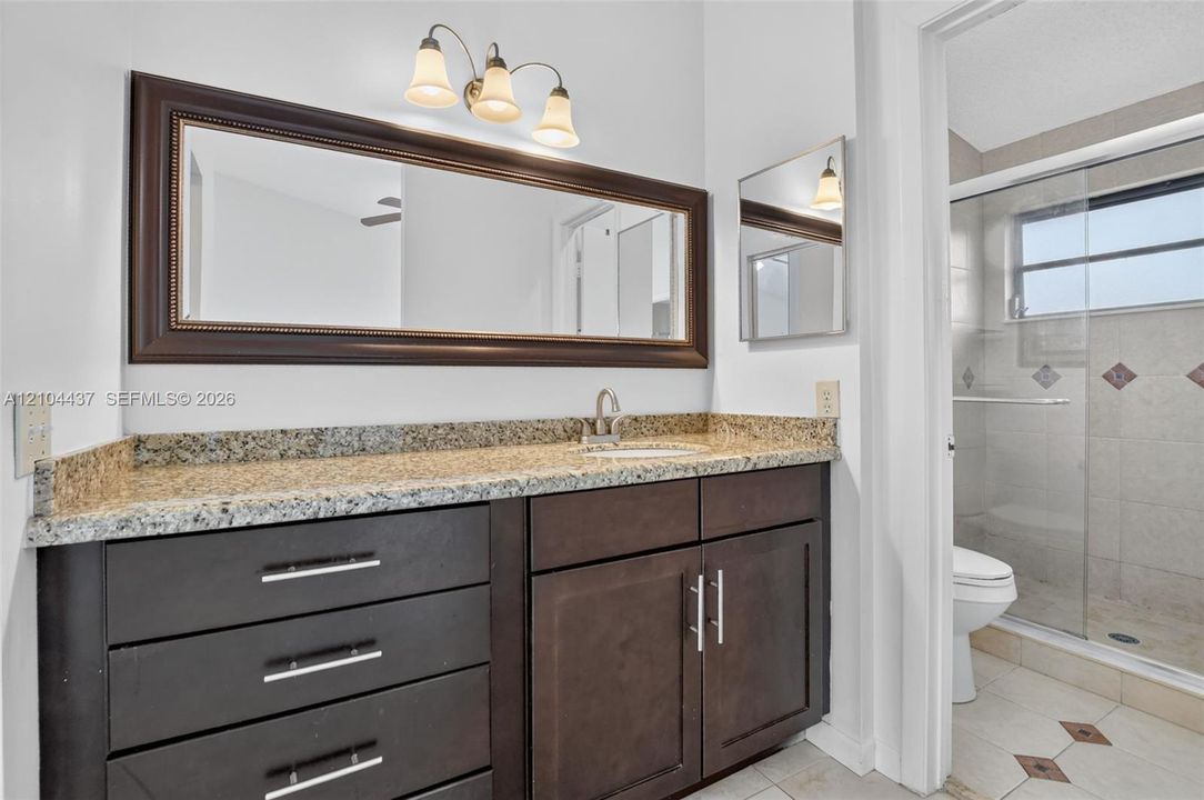 В аренду: $3,200 (3 спален, 2 ванн, 1420 Квадратных фут)