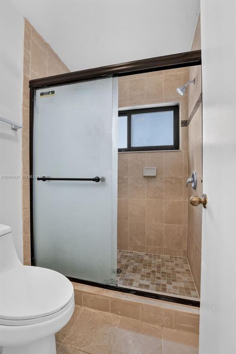В аренду: $3,200 (3 спален, 2 ванн, 1420 Квадратных фут)
