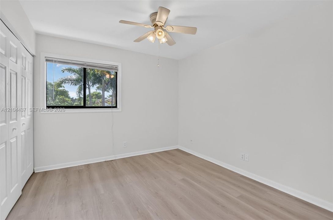 В аренду: $3,200 (3 спален, 2 ванн, 1420 Квадратных фут)