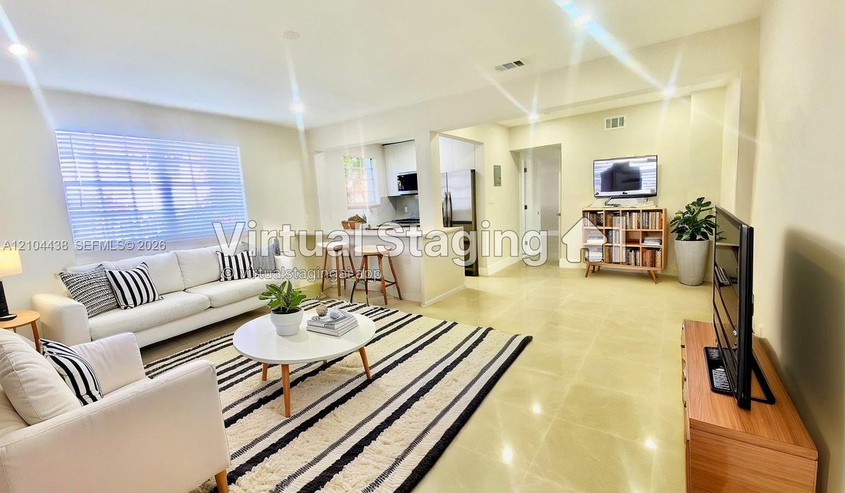 For Rent: $2,200 (1 beds, 1 baths, 680 Square Feet)
