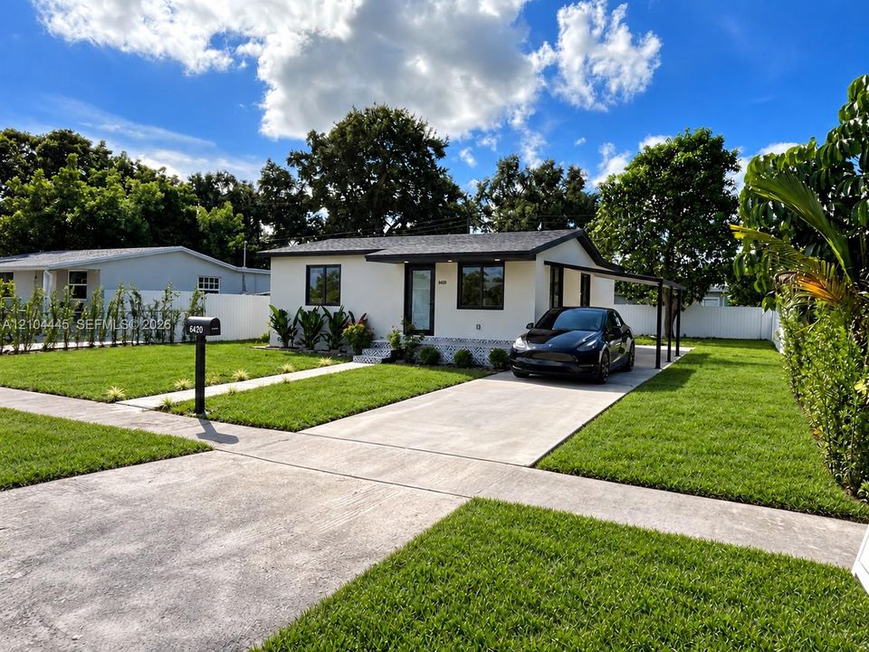 En Venta: $499,900 (3 camas, 1 baños, 720 Pies cuadrados)