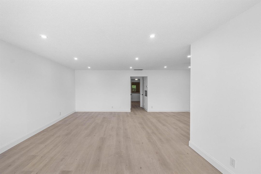 012-165SouthBoulevard-B-BoyntonBeach-FL-