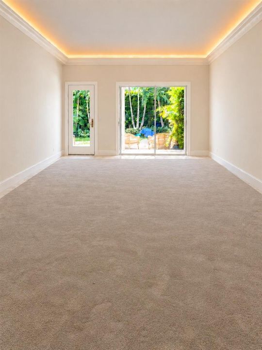 Empty_Room_Matched_Carpet_Tile