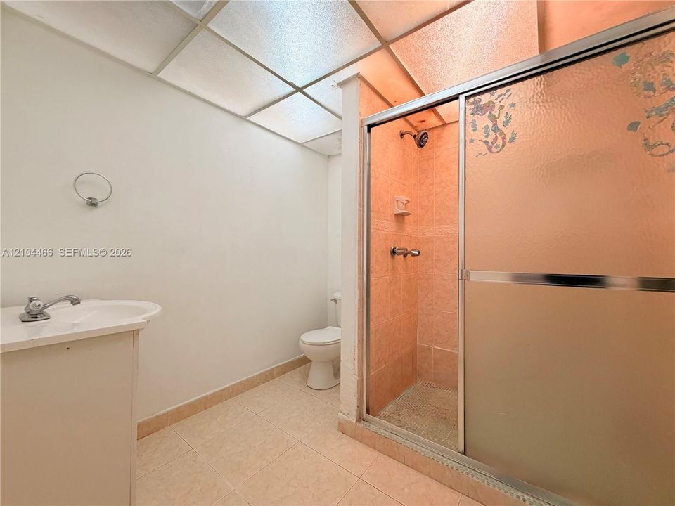 For Rent: $1,980 (2 beds, 2 baths, 960 Square Feet)