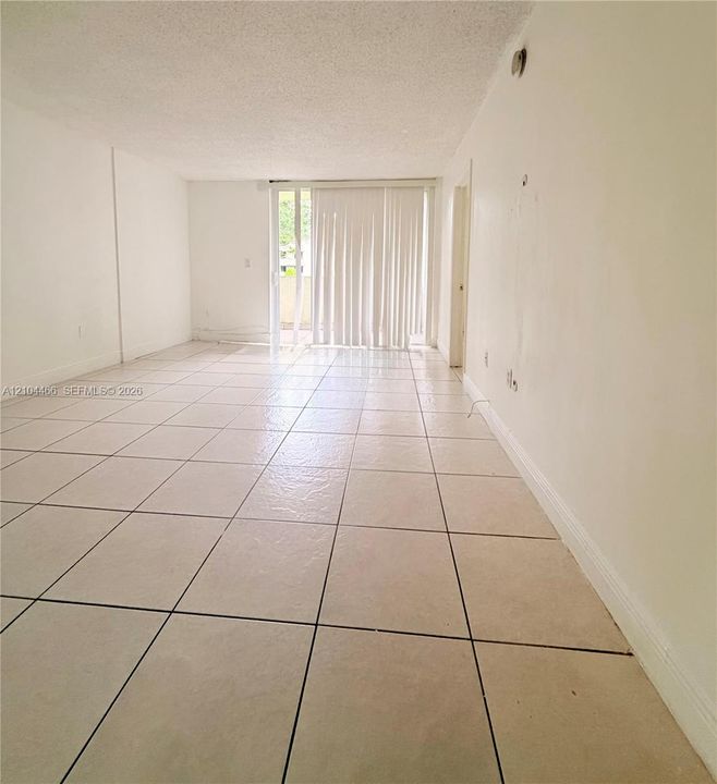 For Rent: $1,980 (2 beds, 2 baths, 960 Square Feet)