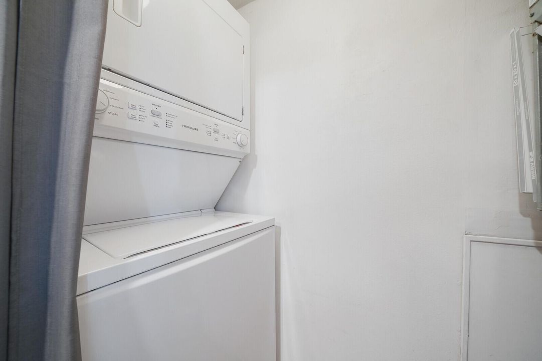 12_DSC01115DSC01119_mls