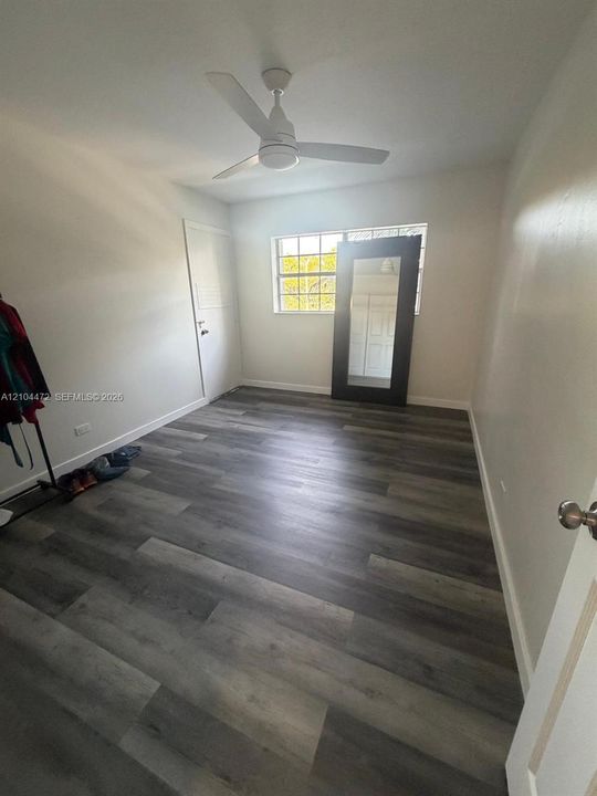 В аренду: $3,200 (2 спален, 2 ванн, 1087 Квадратных фут)