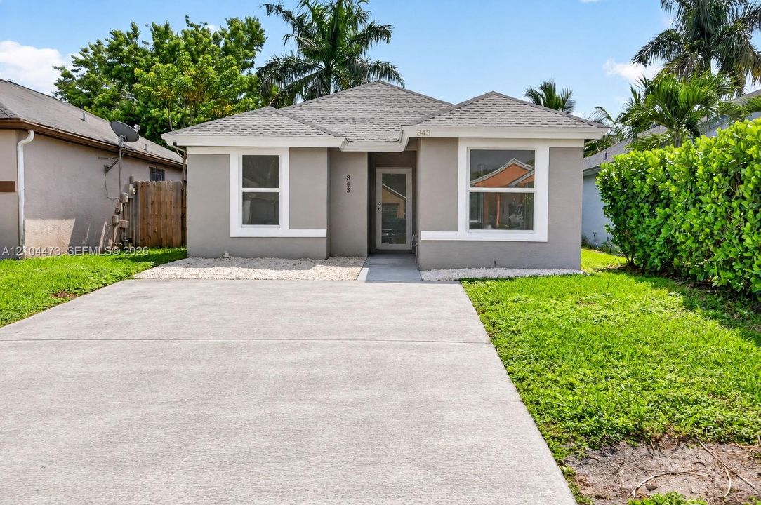 For Sale: $375,000 (4 beds, 2 baths, 1116 Square Feet)