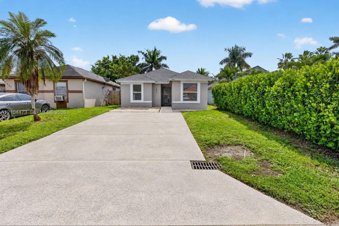 For Sale: $375,000 (4 beds, 2 baths, 1116 Square Feet)