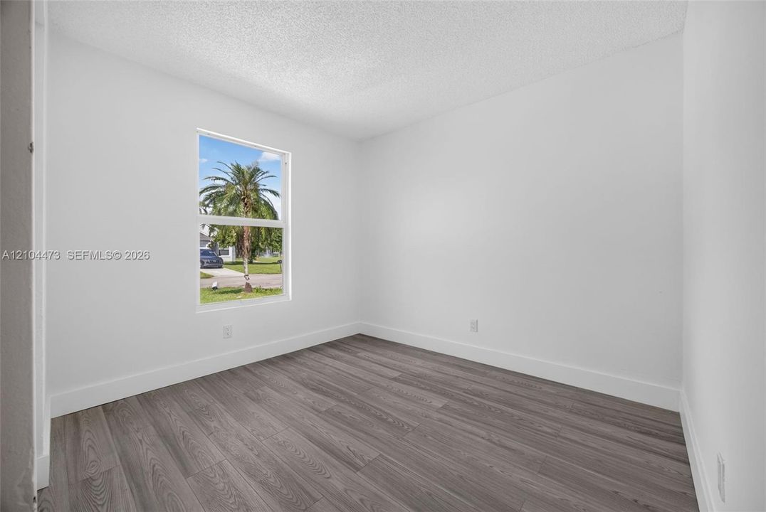 For Sale: $375,000 (4 beds, 2 baths, 1116 Square Feet)