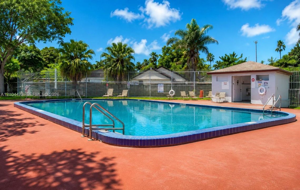 For Sale: $375,000 (4 beds, 2 baths, 1116 Square Feet)