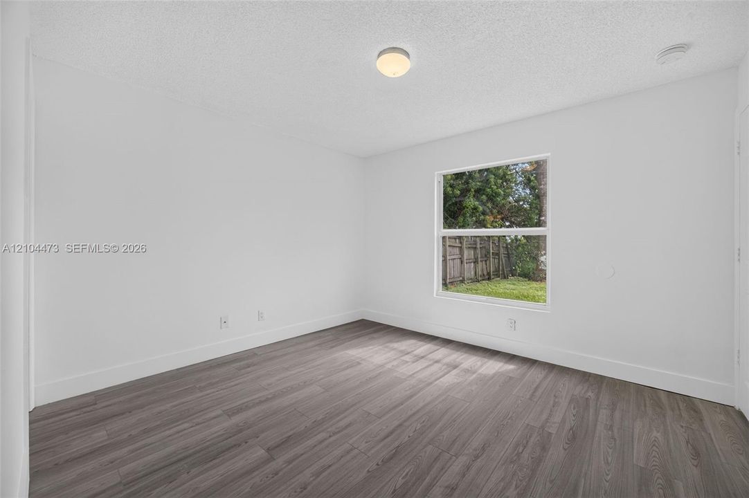 For Sale: $375,000 (4 beds, 2 baths, 1116 Square Feet)