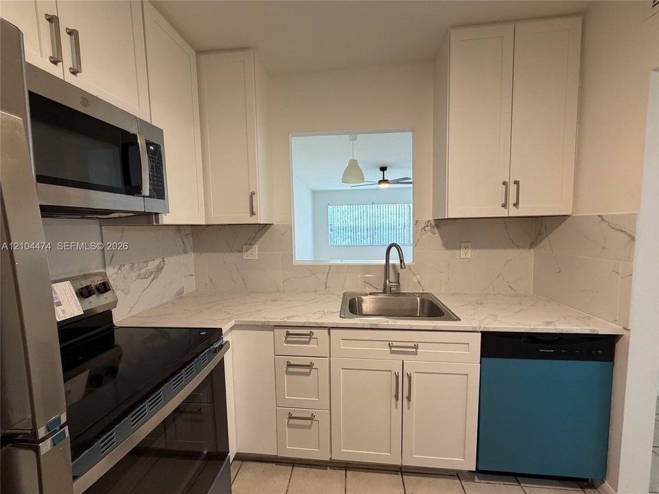 В аренду: $1,650 (1 спален, 1 ванн, 684 Квадратных фут)