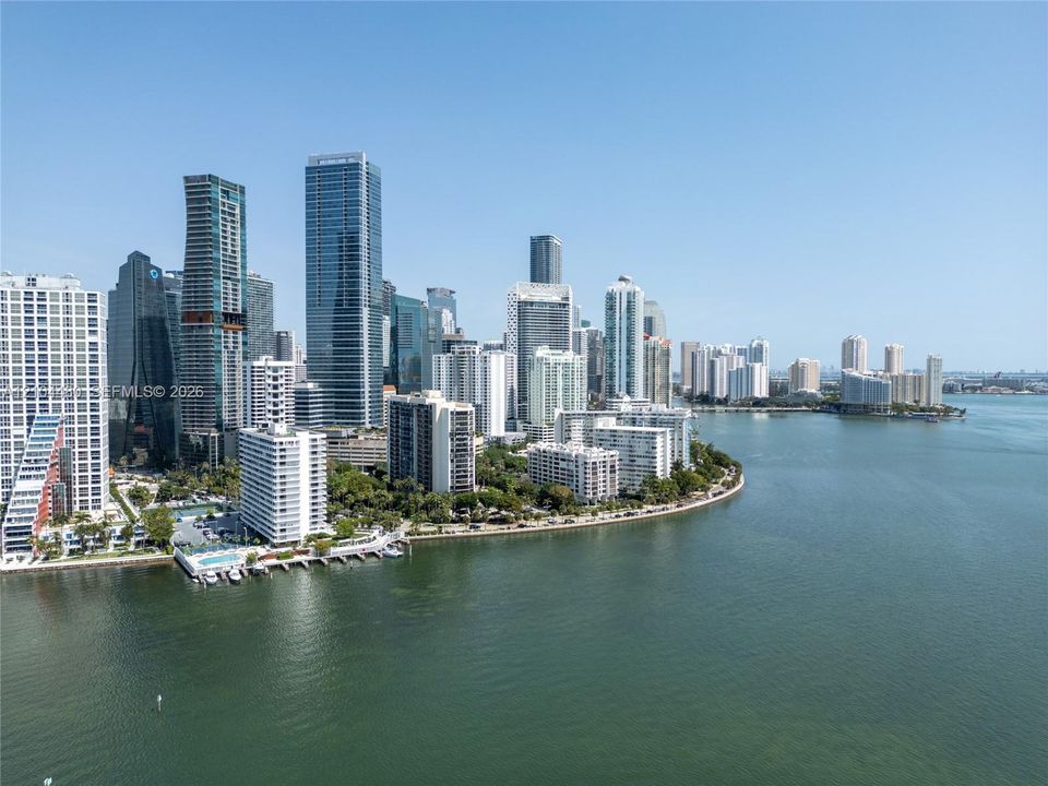 На продажу: $689,900 (3 спален, 3 ванн, 1028 Квадратных фут)