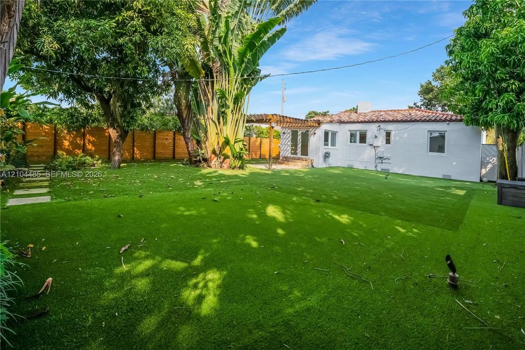 На продажу: $1,265,000 (0 спален, 0 ванн, 1790 Квадратных фут)