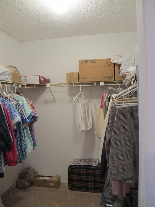 Walk-in closet