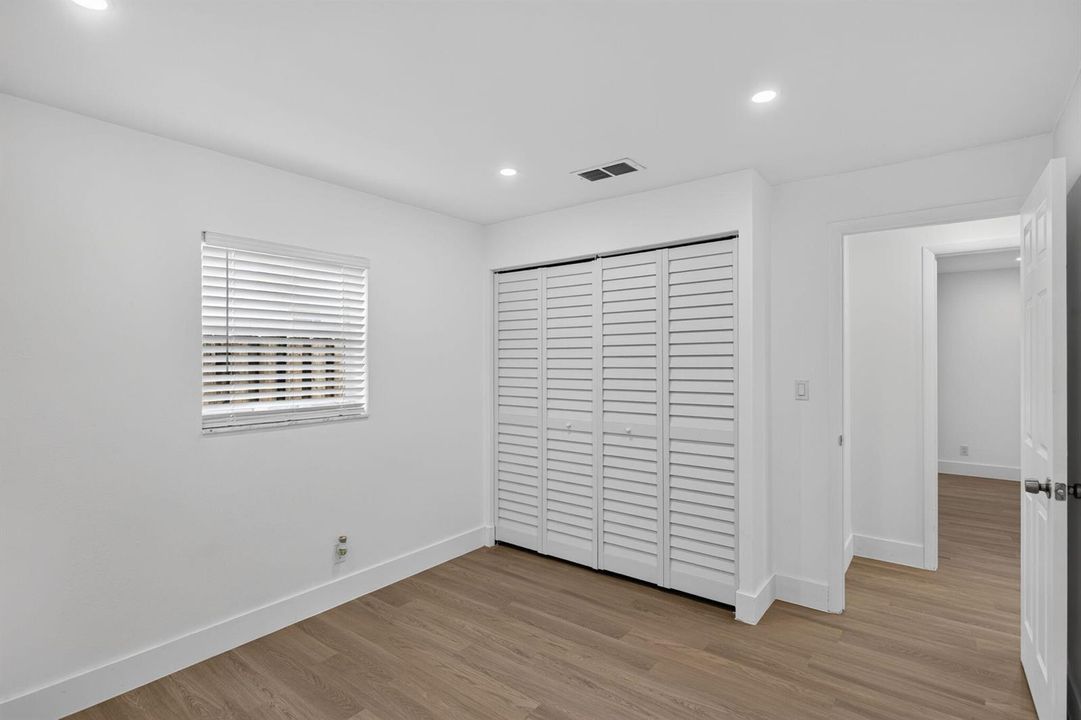 33-web-or-mls-4011-33