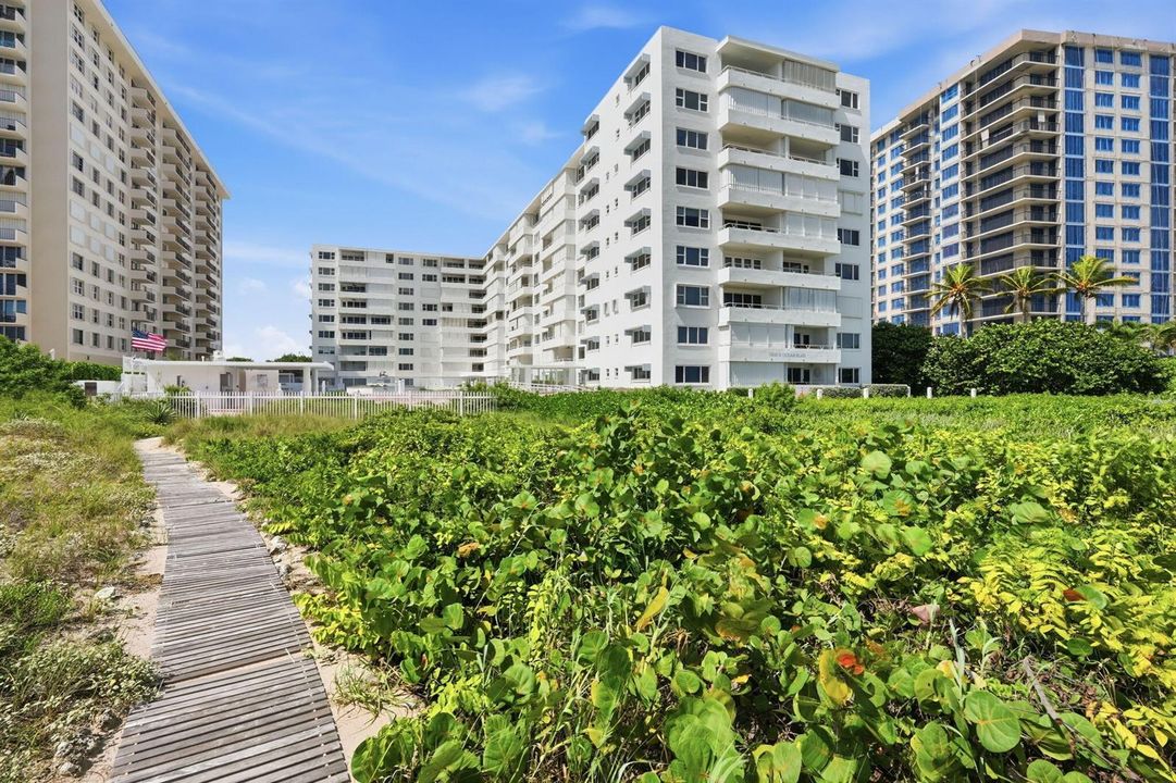 39-web-or-mls-1850_S_Ocean_Blvd_Unit_505