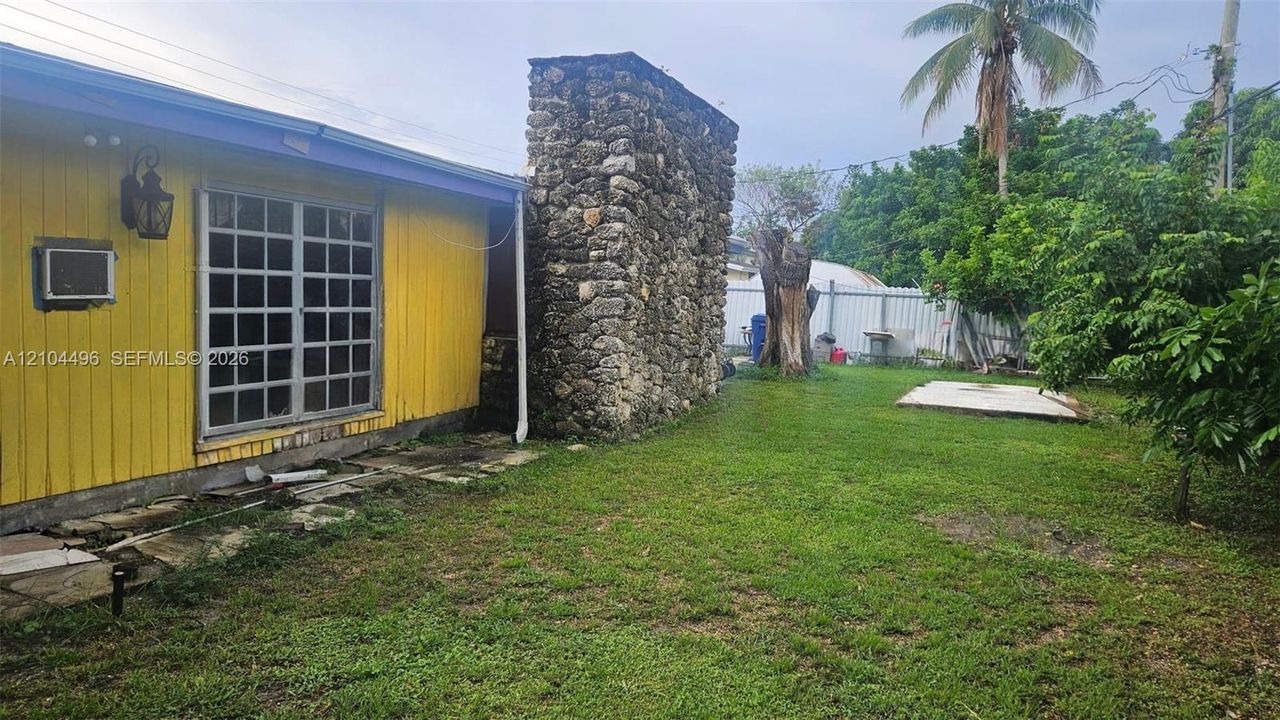 На продажу: $525,000 (3 спален, 2 ванн, 1834 Квадратных фут)