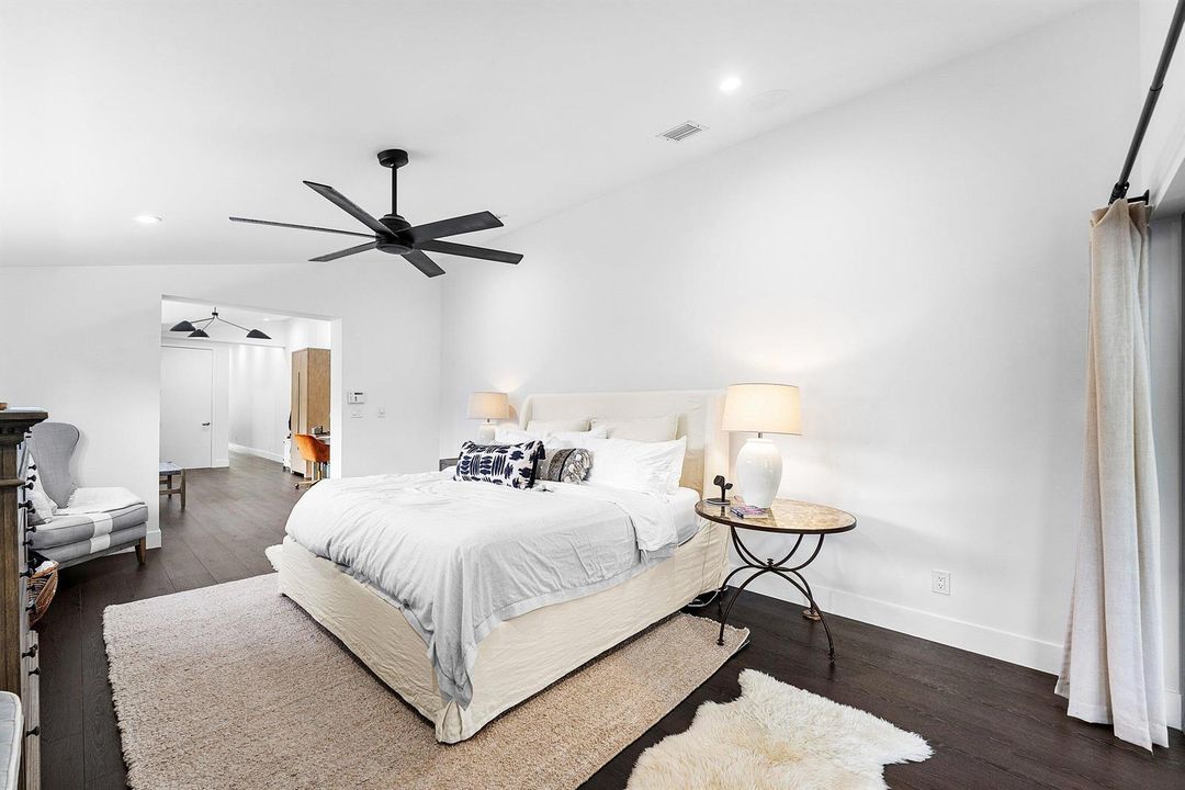 1st Floor Bedroom Rm
