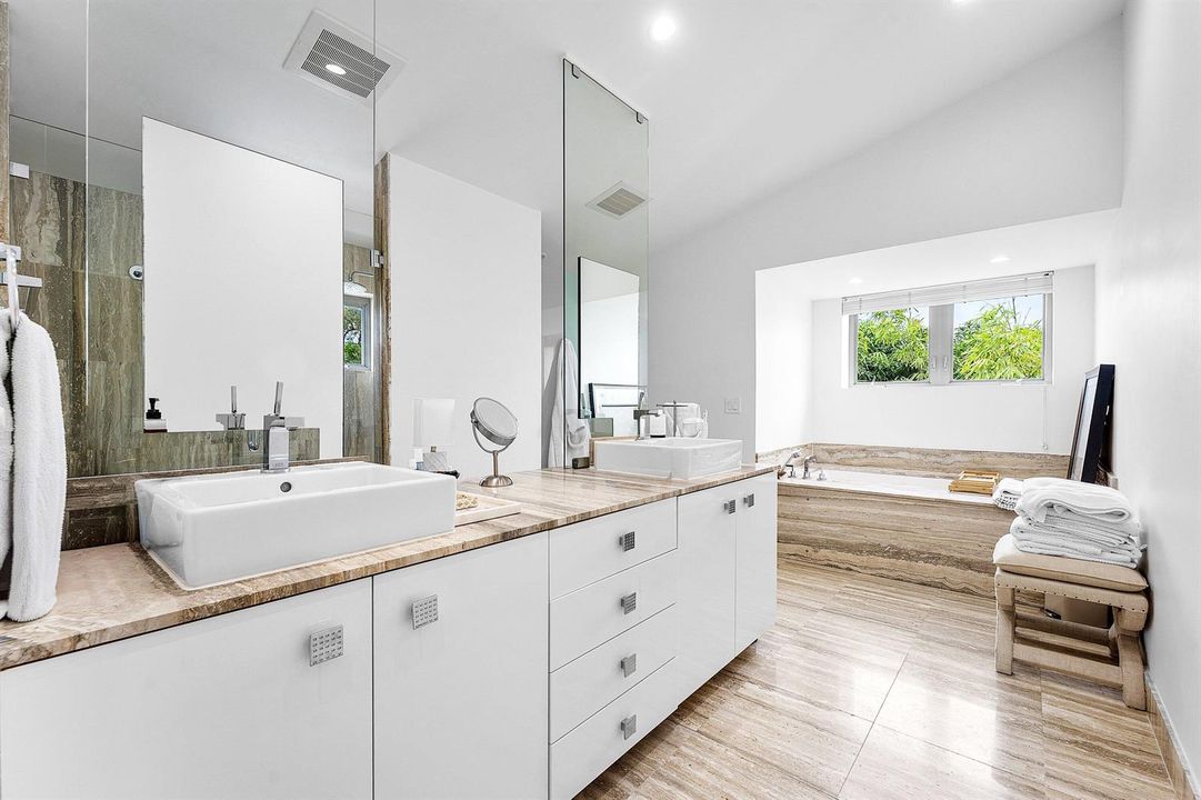 033-26Southeast10thAvenue-FortLauderdale